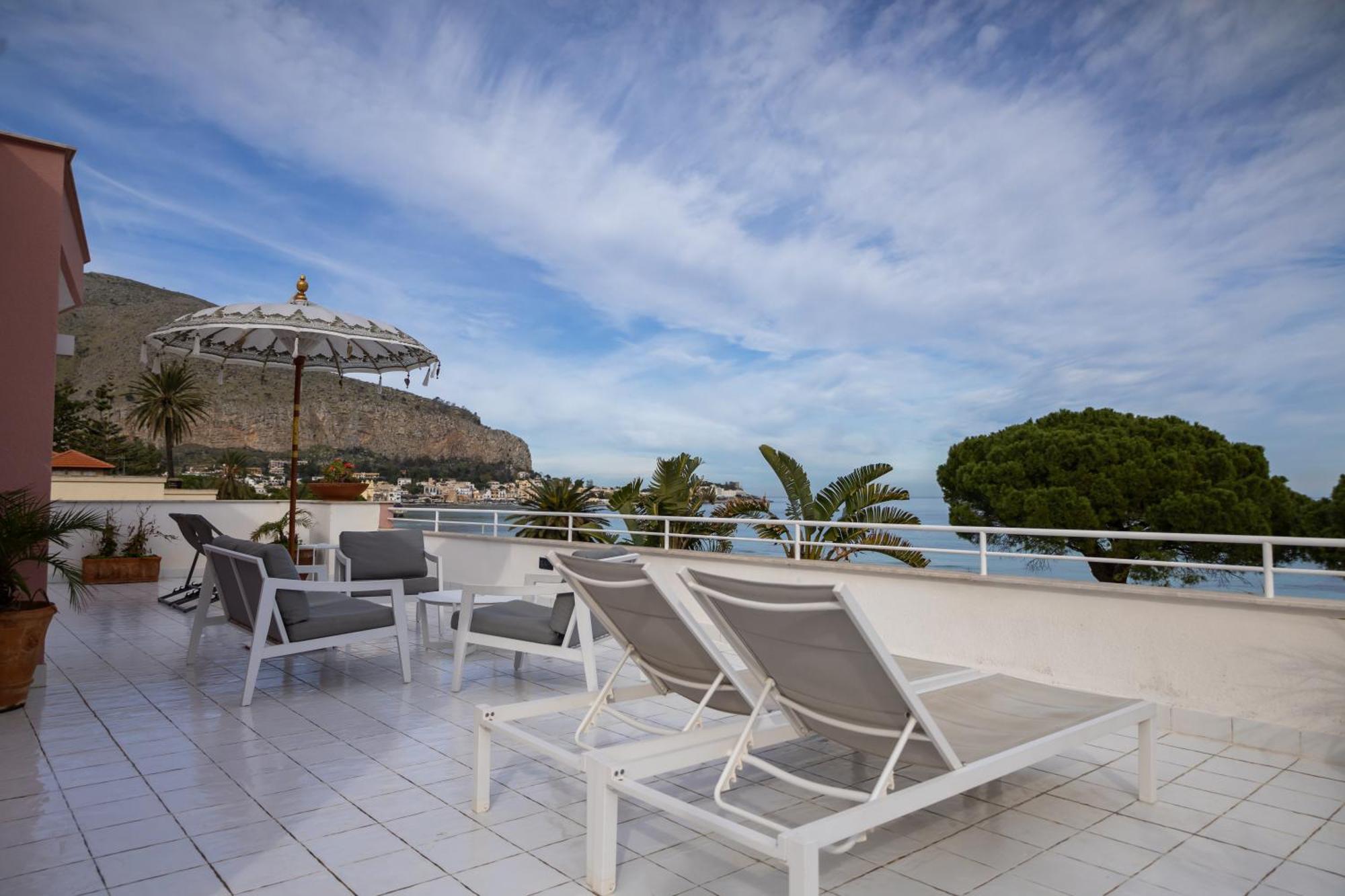 Villa Olimpia Mondello Eksteriør billede